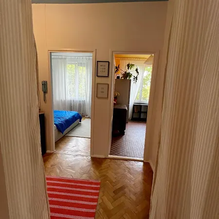 Duze, Sloneczne I Spokojne Dwupokojowe Mieszkanie W Centrum Miasta Apartmán
